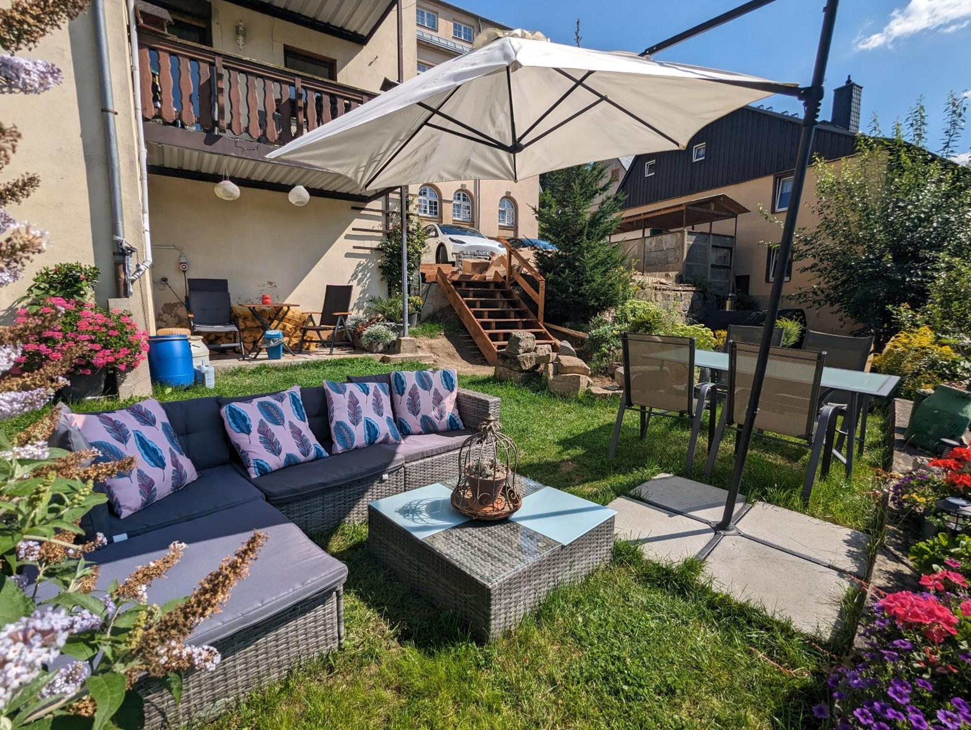 F1 - Urlaubsmagie - Helle Wohnung Mit Sauna & Pool & Whirlpool Sebnitz Exterior foto