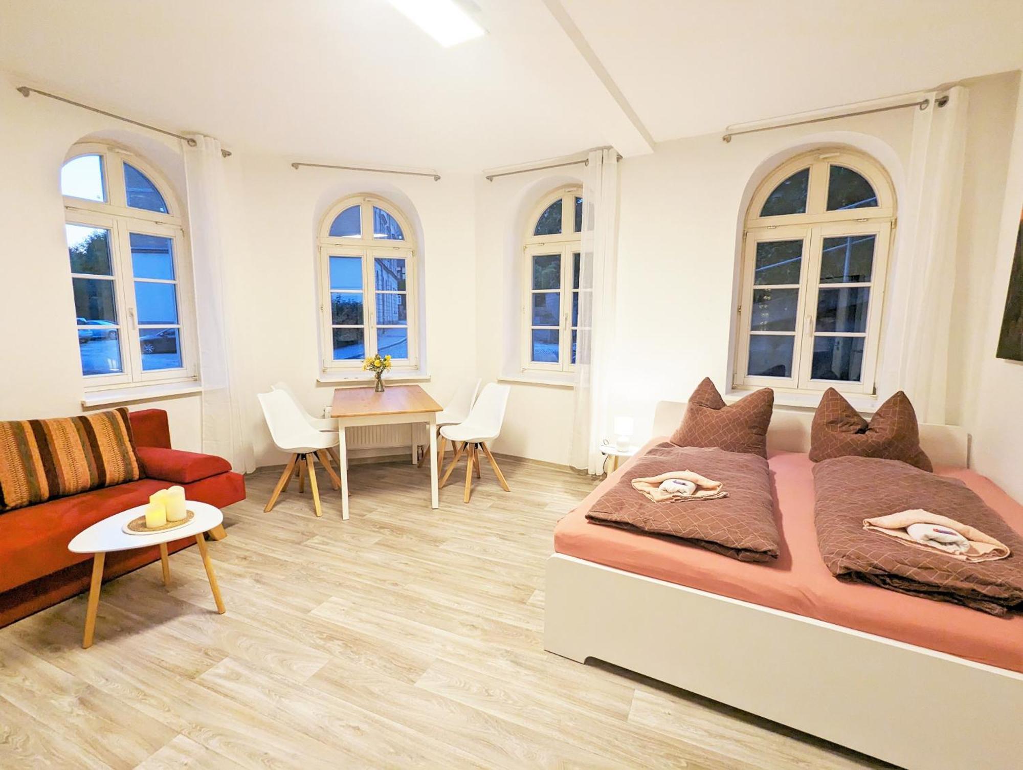 F1 - Urlaubsmagie - Helle Wohnung Mit Sauna & Pool & Whirlpool Sebnitz Exterior foto